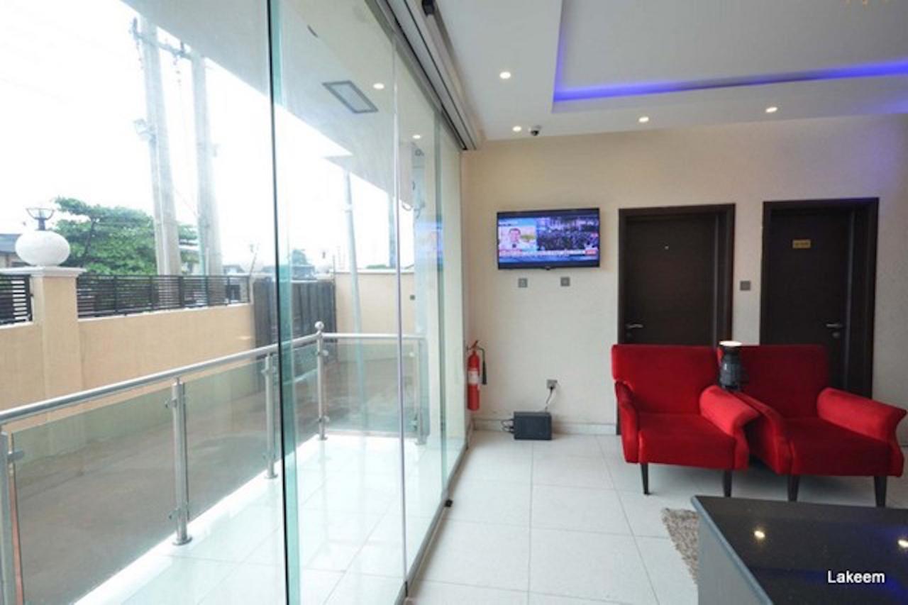 Lakeem Suites Agboyin Surulere Lagos Eksteriør bilde