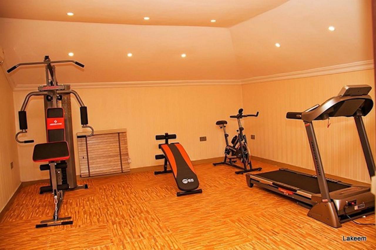 Lakeem Suites Agboyin Surulere Lagos Eksteriør bilde
